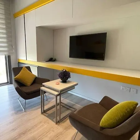 公寓 Five Star Memories In Famagusta *