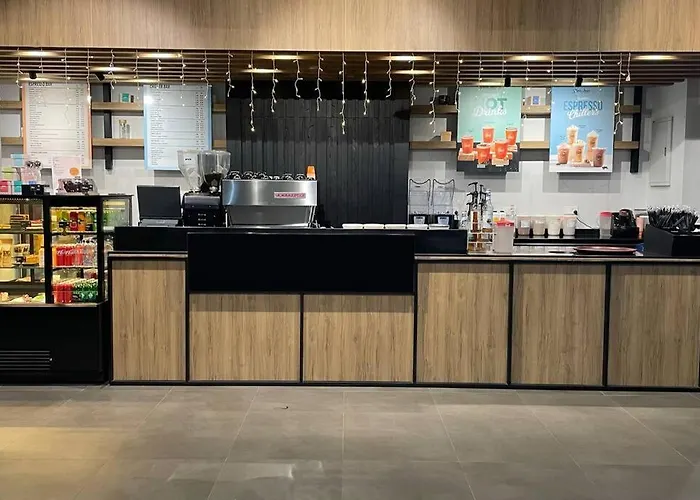 Five Star Memories In Famagusta Lägenhet